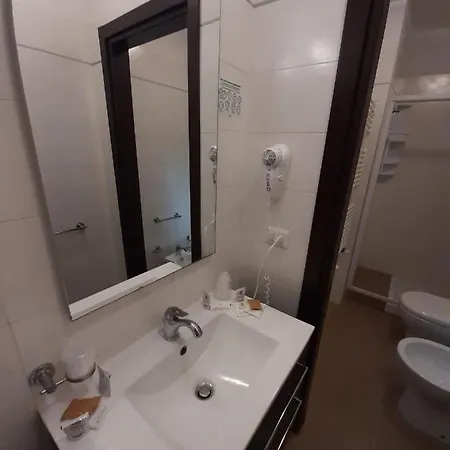 Dimore Centro Πανσιόν Λέτσε