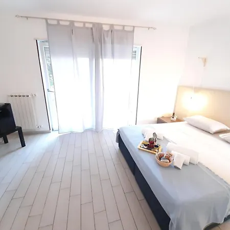 Dimore Centro Πανσιόν