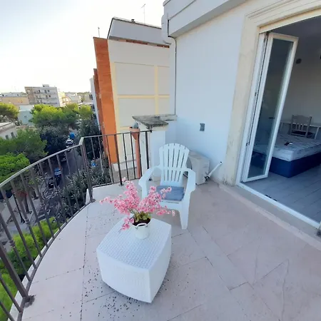 Dimore Centro בית הארחה 4*