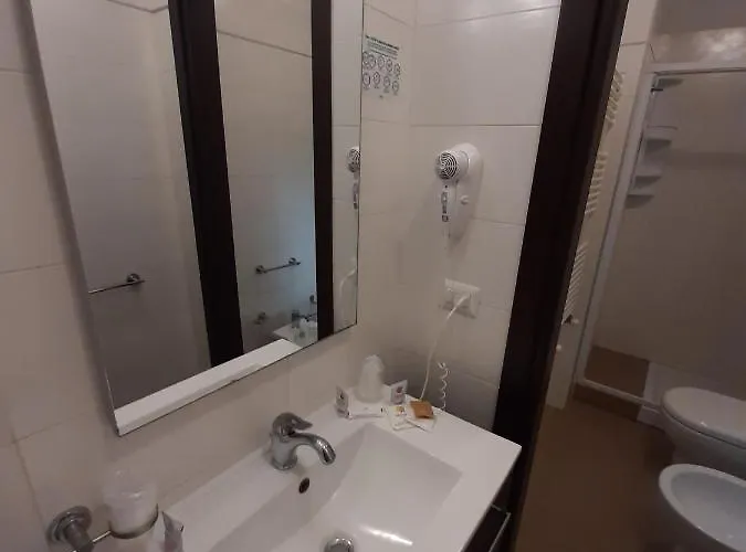 Dimore Centro Πανσιόν Λέτσε